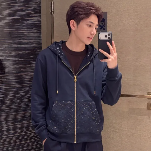 Louis Vuitton/Louis Vuitton presbyopic embossed embossed zipper hooded jacket